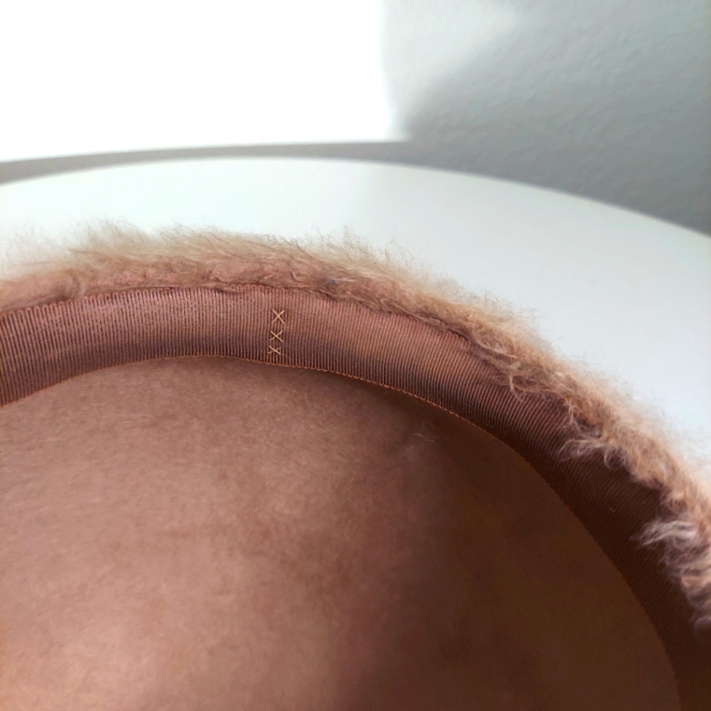Leslie James Best Apparel Vintage 1960's Tan Mohair Hat - Picture 11 of 12